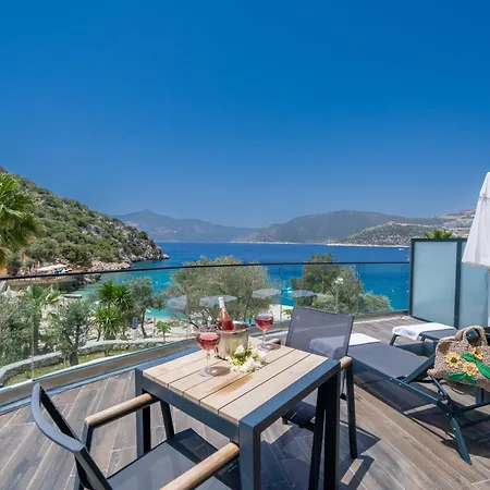 فندق Kalkan Park *